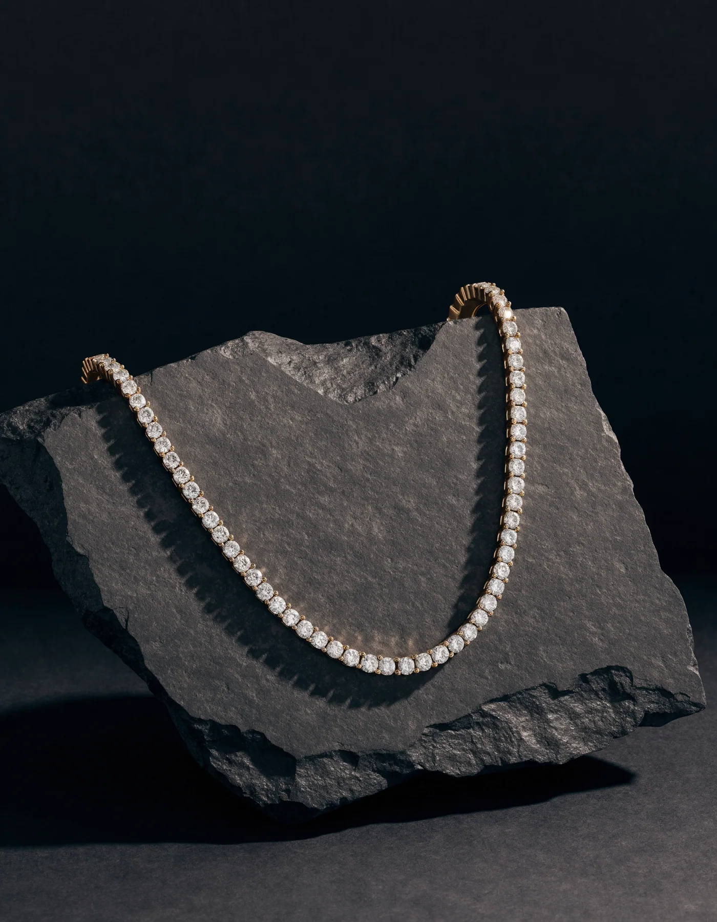 Stone-set tennis chain design study